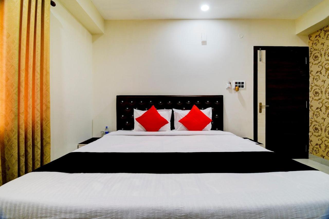 Collection O 73981 Imperial Inn Guwahati Exterior foto